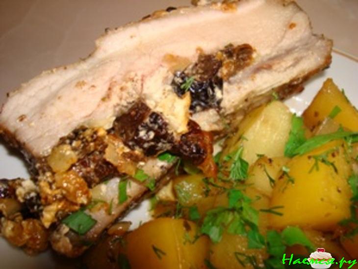 Ребрышки фаршированные с черносливом Ребрышки фаршированные с черносливом