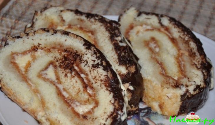 Рулет бисквитный миндально-ванильный