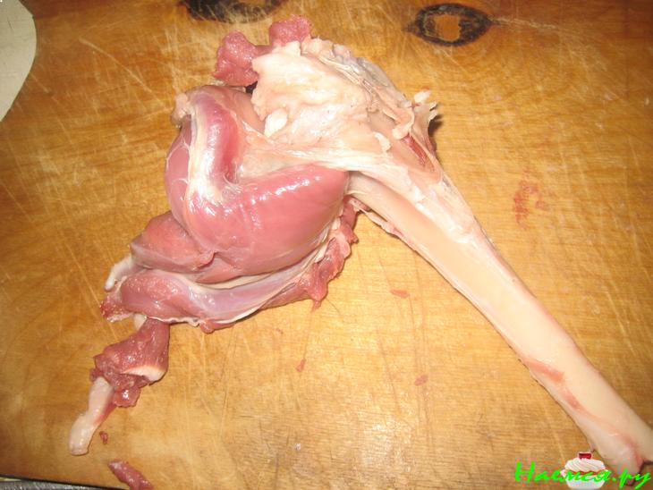 Плов шафрановый с бараниной, нутом, изюмом, барбарисом и зирой Плов шафрановый с бараниной, нутом, изюмом, барбарисом и зирой