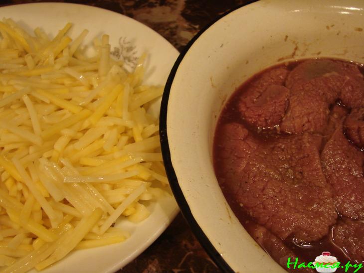 Отбивнушки из телятины с картофелем