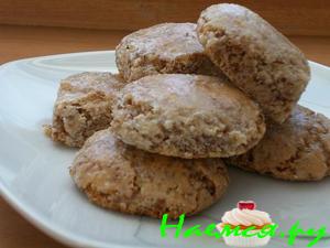 Прянички миндальные