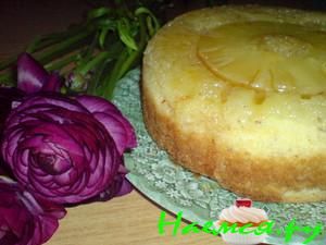 Тортики-малышки с ананасом под ананасовой карамелью Тортики-малышки с ананасом под ананасовой карамелью