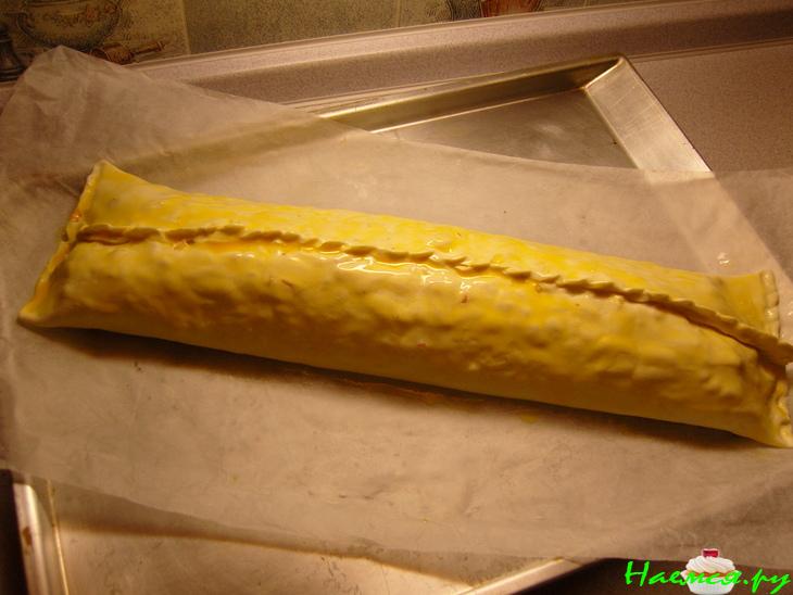 Слоенка с яблоками, изюмом и пудингом Слоенка с яблоками, изюмом и пудингом