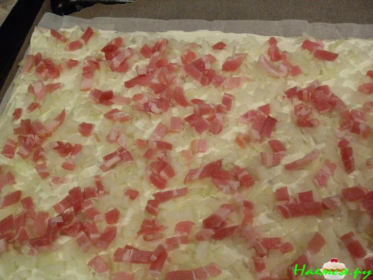 Пламенный пирог (Flammkuchen) Пламенный пирог (Flammkuchen)