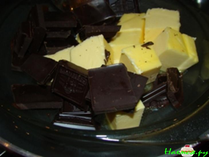 Кекс шоколадный из минимума продуктов