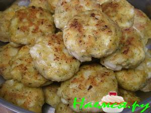 Мини-котлетки рыбные с жаренной картошкой