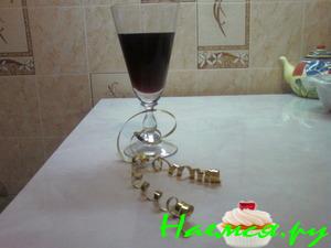 Вишневый ликер с черноплодной рябиной