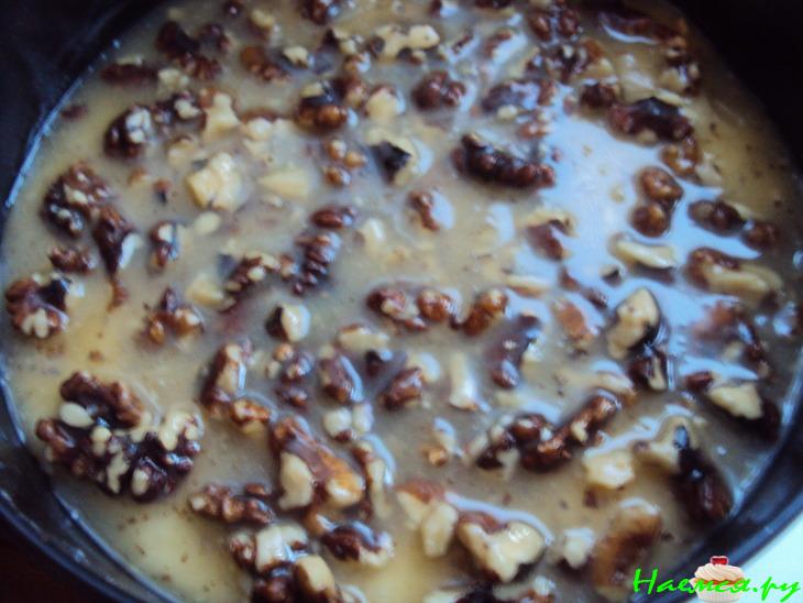 Вишнево-клюквенный пирог под орехово-карамельной корочкой Вишнево-клюквенный пирог под орехово-карамельной корочкой