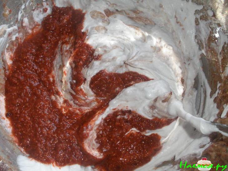 Малиновый тирамису с домашним маскарпоне