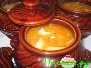 Жаркое в горшочке из курицы и капусты