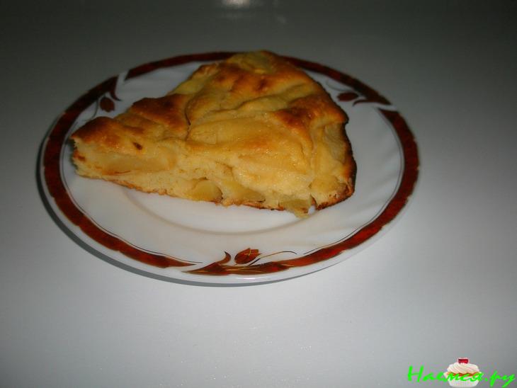 Шарлотка с яблоками и лимоном