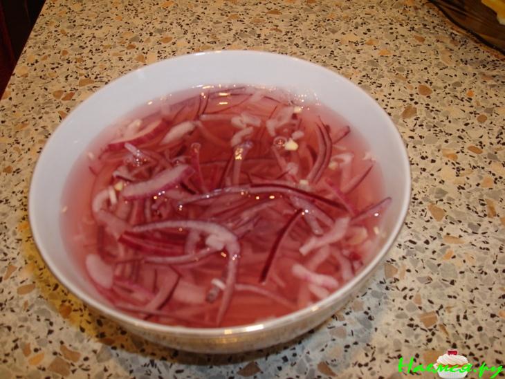 Салат из кальмаров со сладким перцем