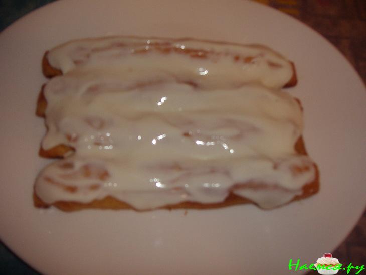 Тортик из творожной слойки с мармеладками