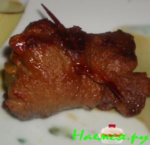 Мясные рулетики с начинкой