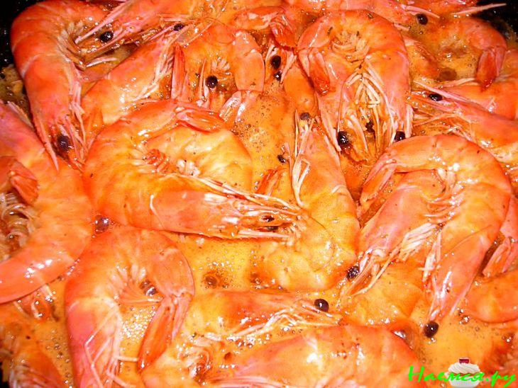 Креветки в остро-медовом соусе