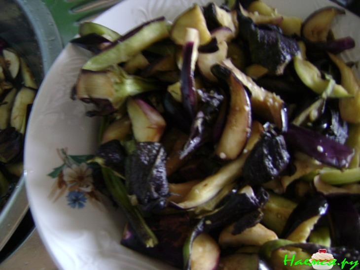 Баклажаны по-корейски с болгарским перцем Баклажаны по-корейски с болгарским перцем
