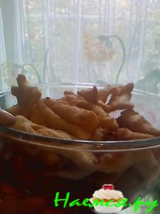 Картофельный хворост обжаренный во фритюре Картофельный хворост обжаренный во фритюре