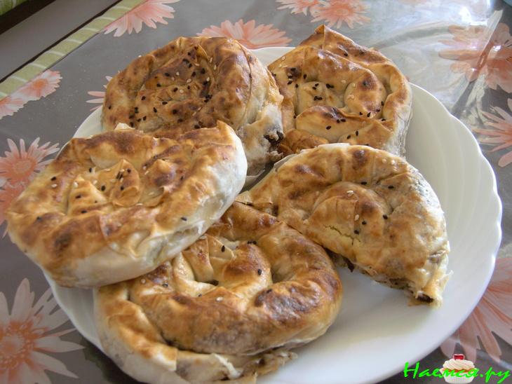 Пирог (мини) с баклажанами