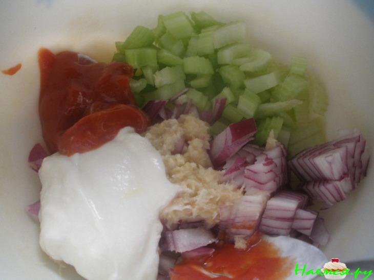 Сендвич с креветками и соусом Ремулад Сендвич с креветками и соусом Ремулад