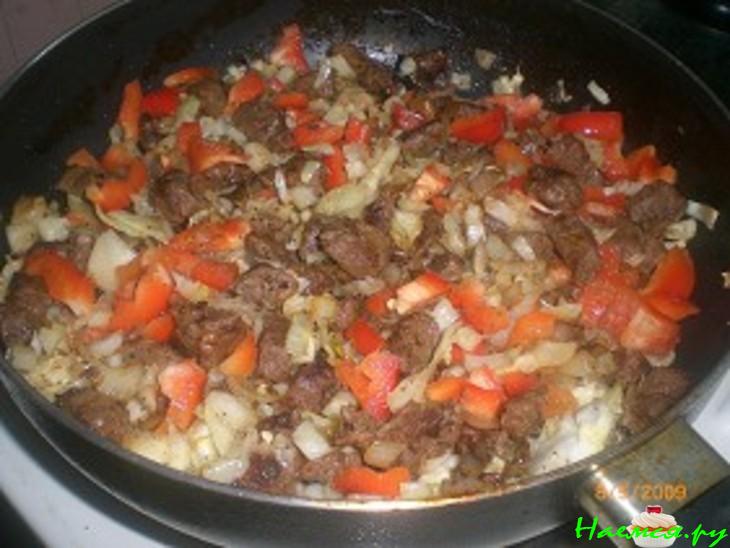 Пирог с мясом и овощами