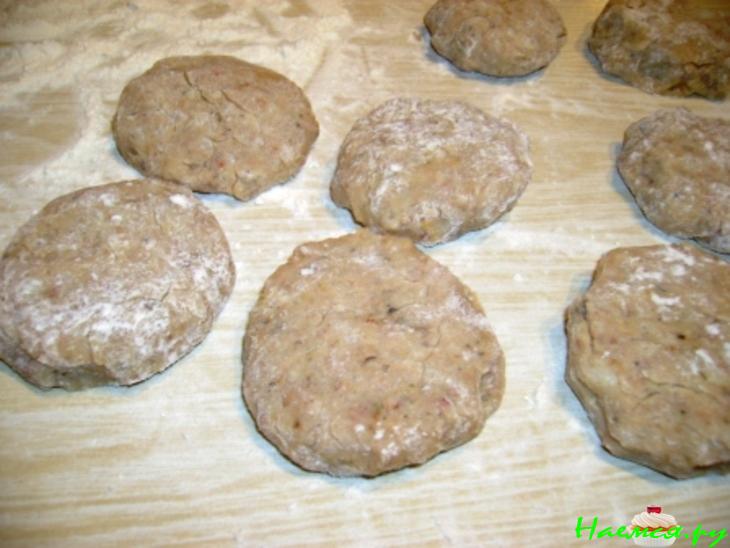 Рыбные котлетки из сайры и риса