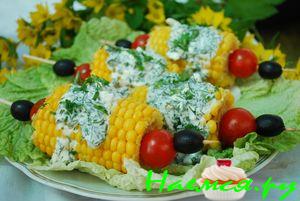 Кукурузные початки с сыром и зеленью