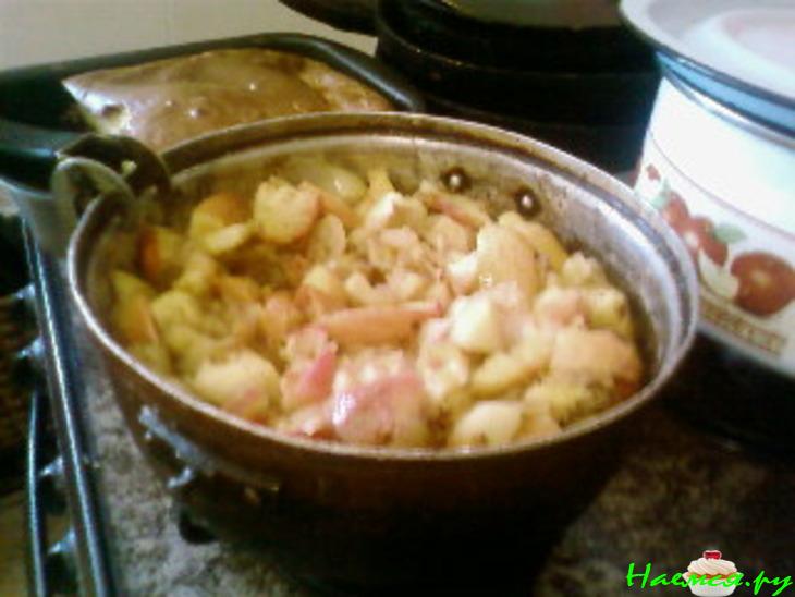 Яблочный пирог с безешной корочкой Яблочный пирог с безешной корочкой