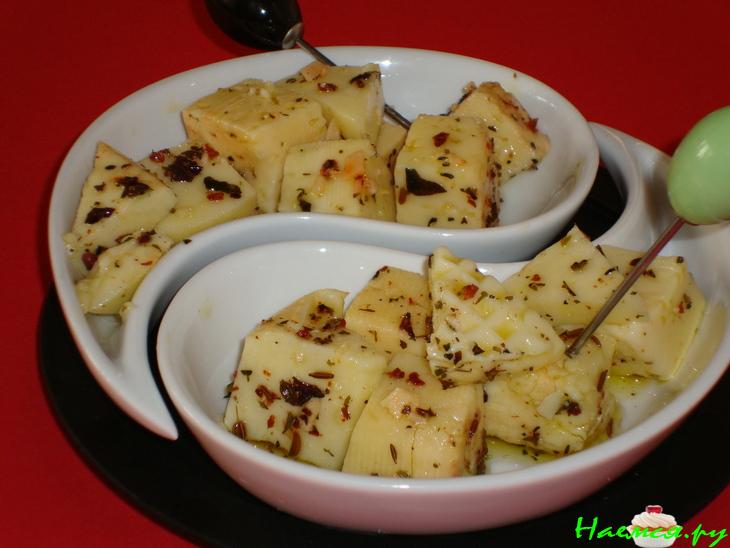 Маринованный сыр