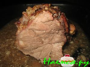 Баранья нога запеченная