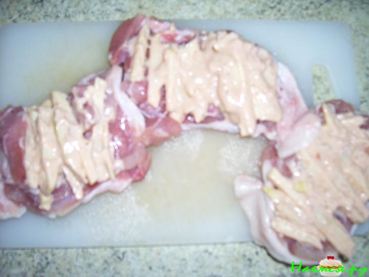 Куриные бедрышки, фаршированные яблочком