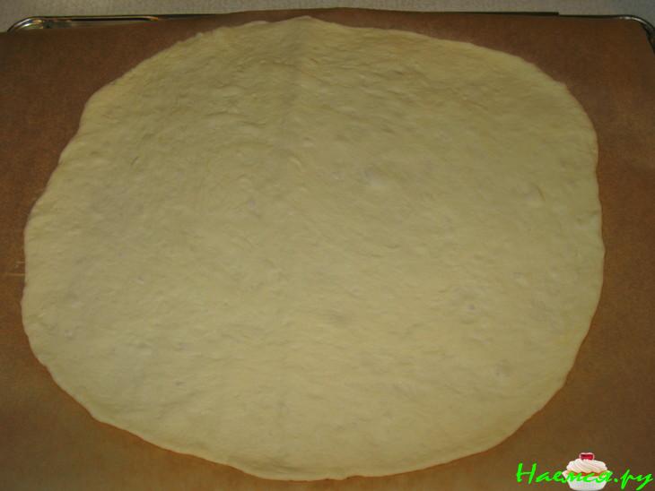 Пицца мясная и соус для пиццы