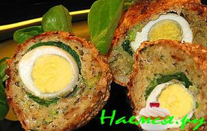 Мясной рулет из фарша с яйцами Мясной рулет из фарша с яйцами