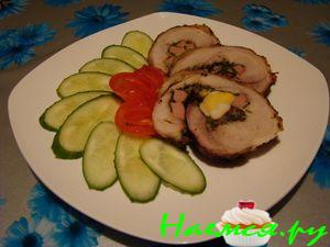 Свиное филе, фаршированное колбасой и шпинатом