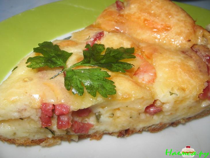 Пирог "Гость на пороге" с салями