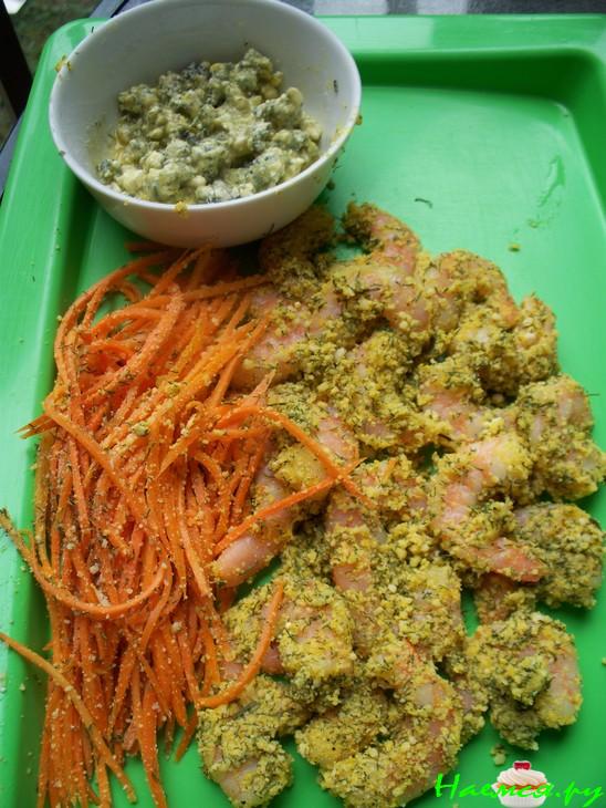 Роллы из теста фила с креветками и тремя видами сыра!!