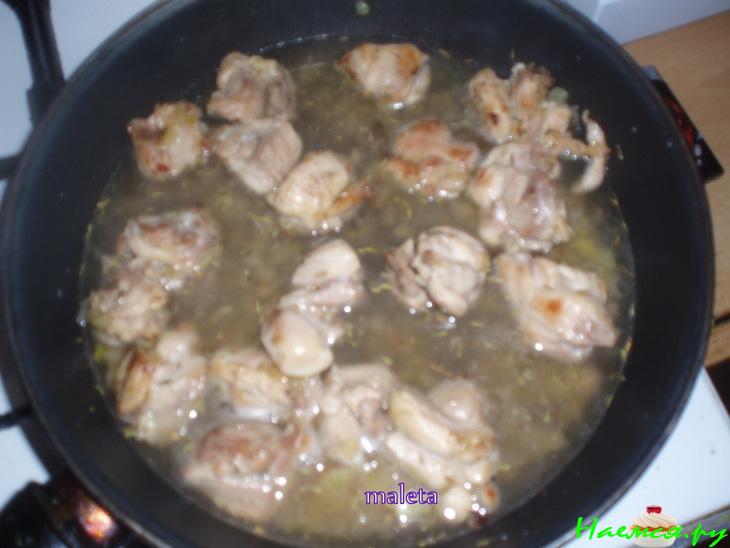 Курица с фасолями