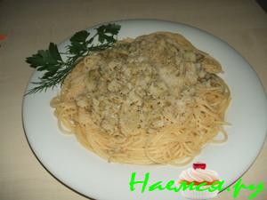 Паста с рыбы и соусом "Песто" Паста с рыбы и соусом "Песто"