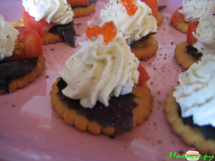 Сырные закусочные пироженки Сырные закусочные пироженки