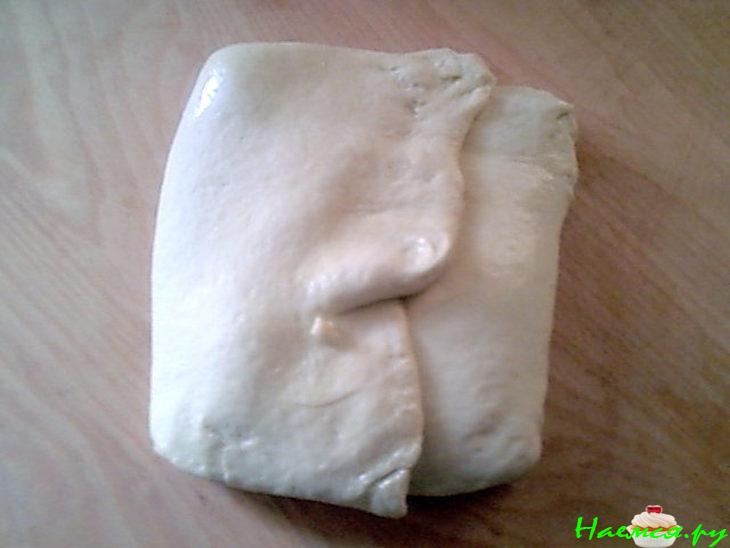 Слойка с яблоками и орешками Слойка с яблоками и орешками