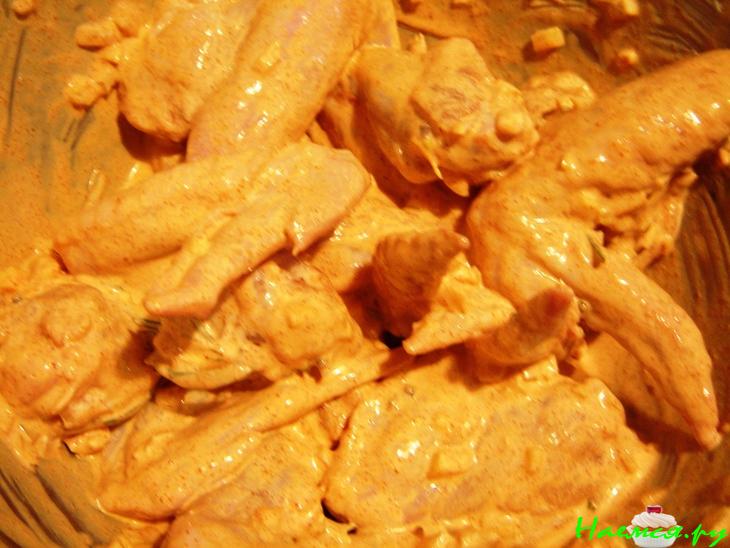 Курочка с паприкой