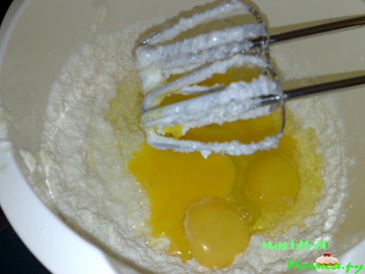 Вишневый пирог с орешками