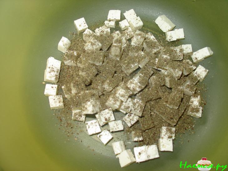 Manguschi &ndash; Лепёшки с фетой, пoмидорами и заатаром