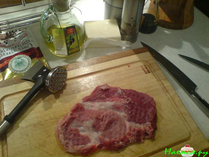 Мясо с брынзой