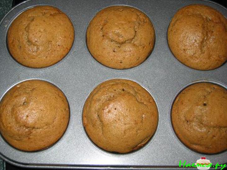 Кексы с халвой и изюмом