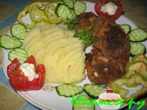 Грибные котлеты (шампиньоны) Грибные котлеты (шампиньоны)