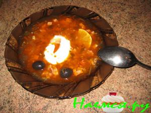 Солянка сборная мясная, приготовленная по убыстренной технологии