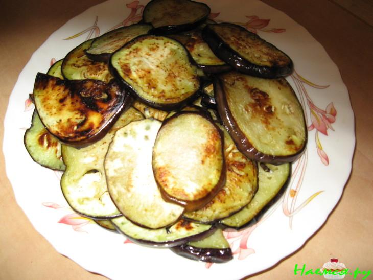 Баклажаны в томатном соусе