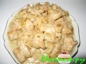 Курица в соусе, нежно и быстро
