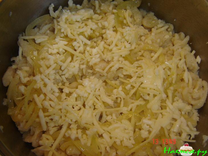 Макароны с сыром по-швабски (шпецле с сыром) Макароны с сыром по-швабски (шпецле с сыром)