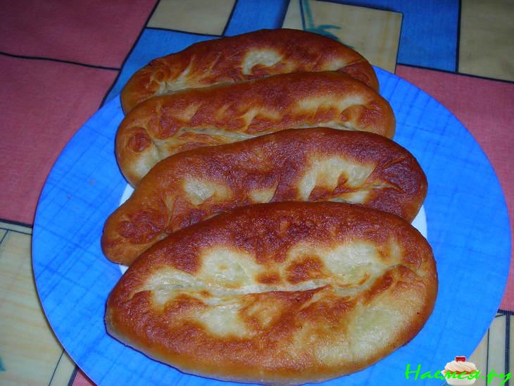 Жареные пирожки с картошкой и печёнкой Жареные пирожки с картошкой и печёнкой